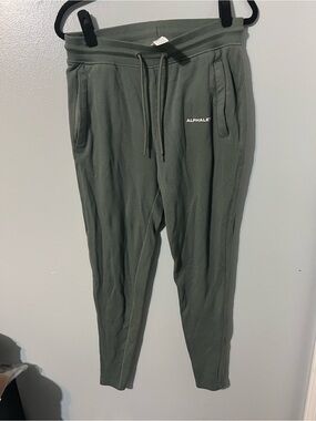 Alphalete Olive Green Women's Jogger Pants